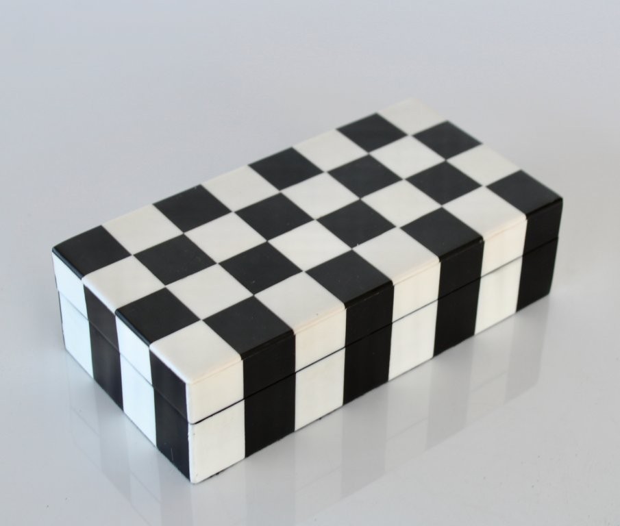 Black & White Checked Dominoes